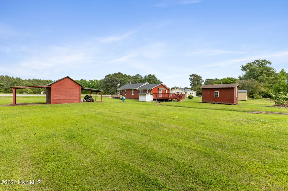 18791 Us Hwy 421 Willard, NC 28478