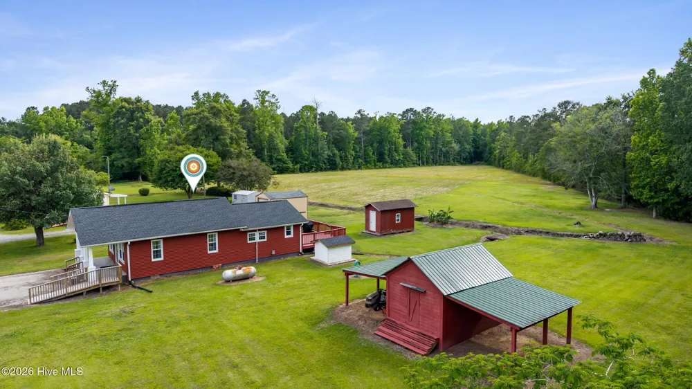 18791 Us Hwy 421 Willard, NC 28478