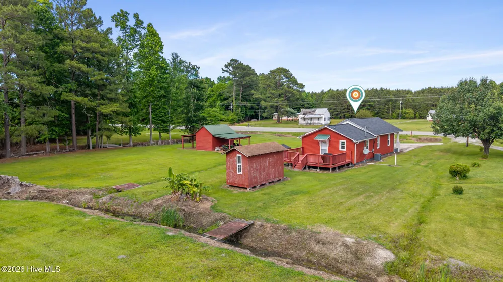 18791 Us Hwy 421 Willard, NC 28478