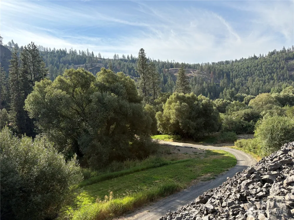32900 Hawk Creek Ranch Rd Davenport, WA 99122