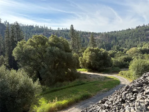 32900 Hawk Creek Ranch Rd