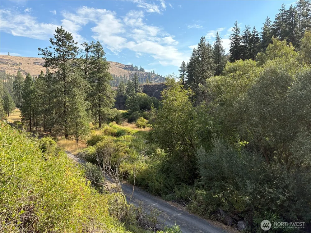32900 Hawk Creek Ranch Rd Davenport, WA 99122