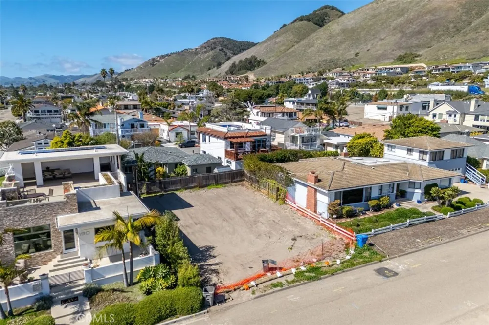 178 Cliff Avenue Pismo Beach, CA 93449