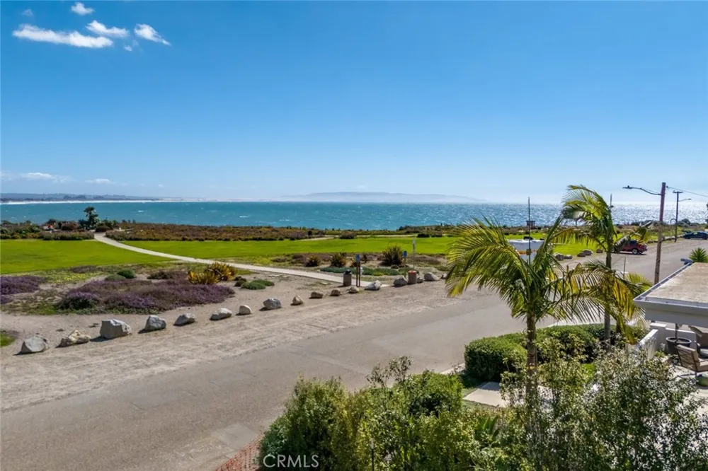 178 Cliff Avenue Pismo Beach, CA 93449