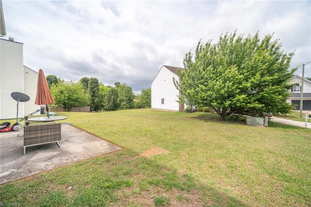 5709 Waterpoint Drive Browns Summit, NC 27214
