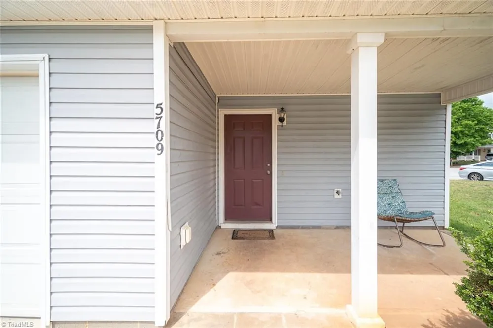 5709 Waterpoint Drive Browns Summit, NC 27214