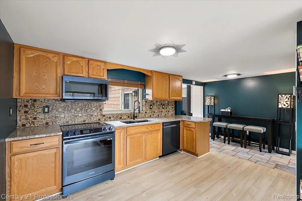 3185 Shimmons Road Auburn Hills City, MI 48326