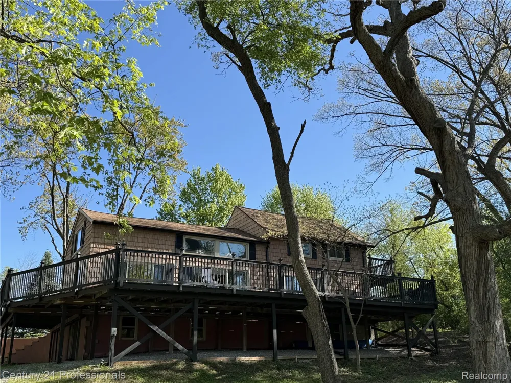 3185 Shimmons Road Auburn Hills City, MI 48326