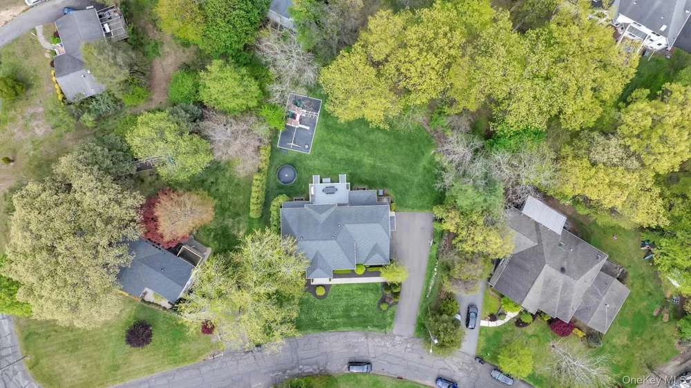 12 Dalewood Drive Suffern, NY 10901