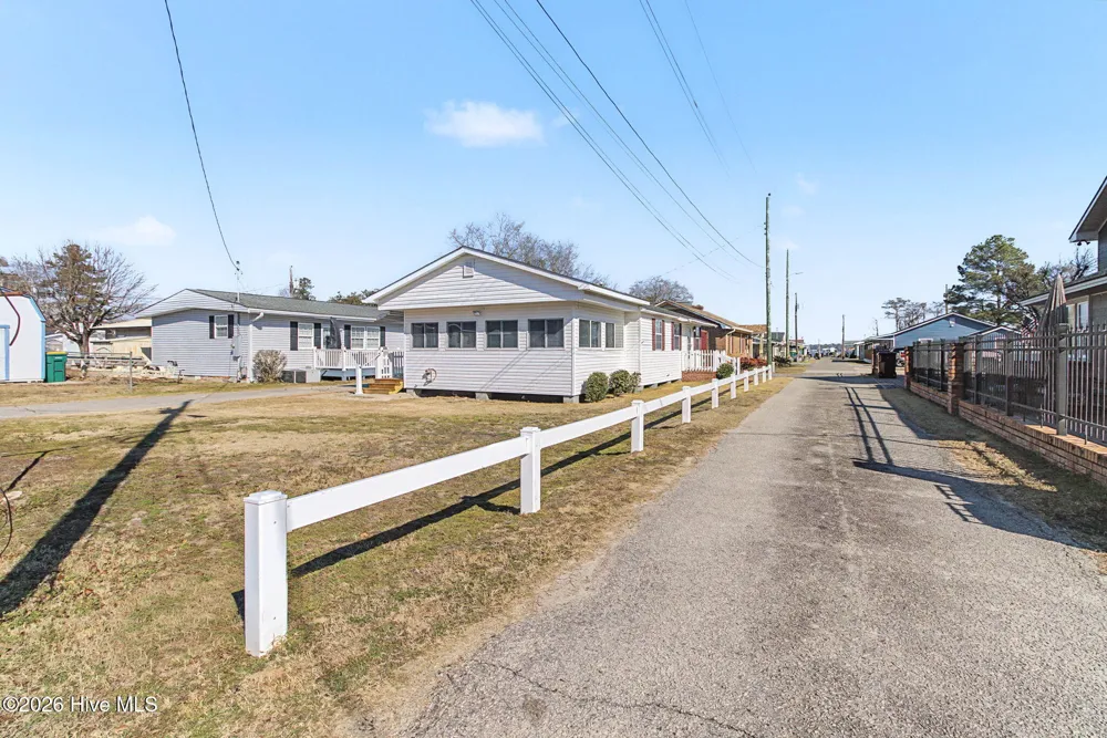 75 Clarkland Village Street Elizabethtown, NC 28337