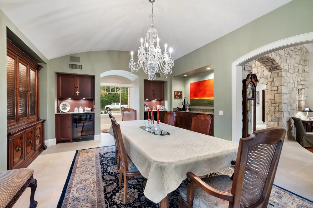 4625 Rockcliff Road Austin, TX 78746
