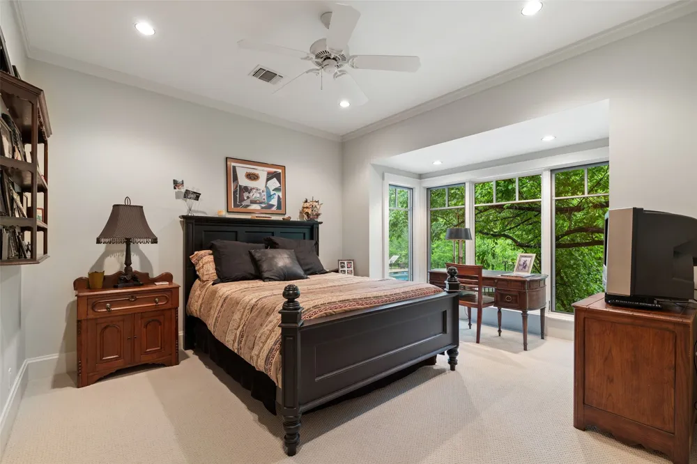 4625 Rockcliff Road Austin, TX 78746