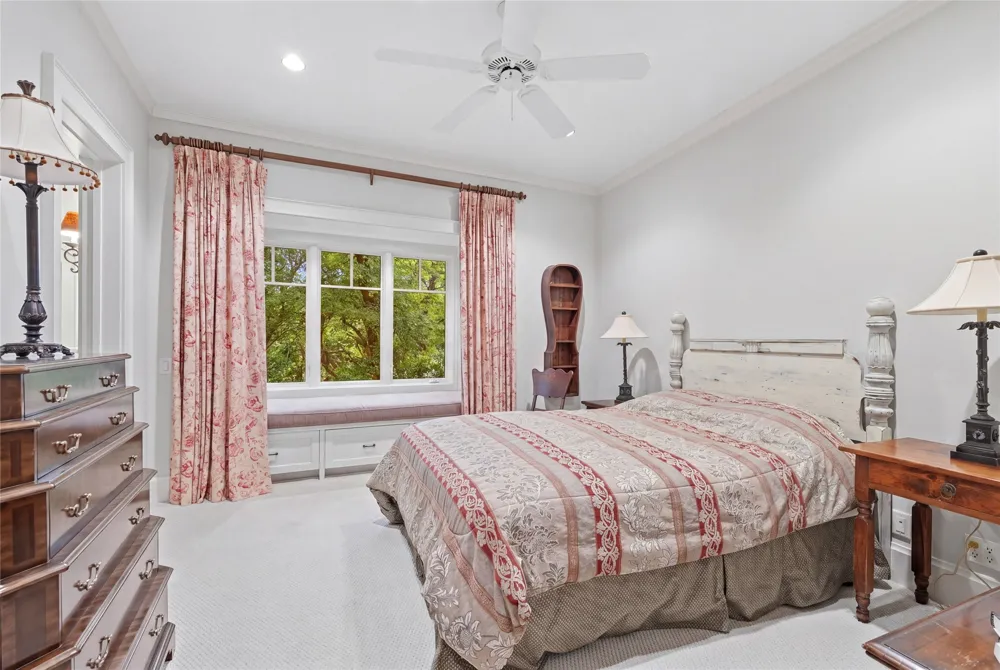 4625 Rockcliff Road Austin, TX 78746