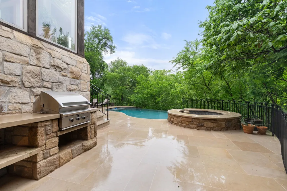 4625 Rockcliff Road Austin, TX 78746