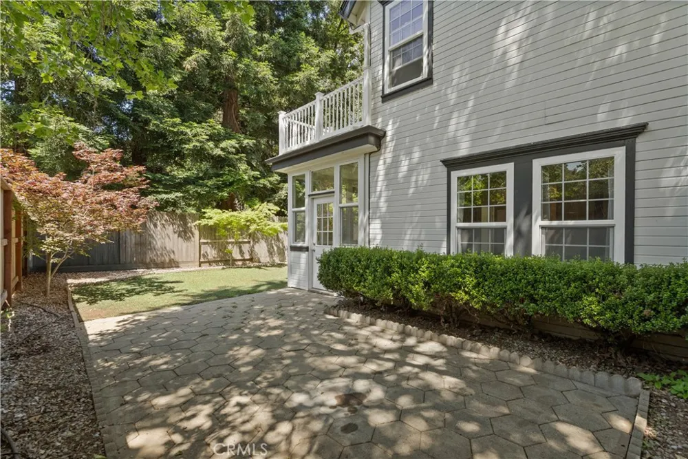 821 Victorian Park Chico, CA 95926