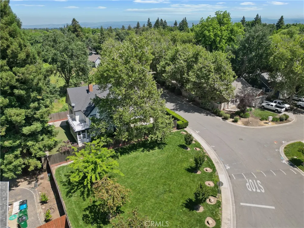 821 Victorian Park Chico, CA 95926