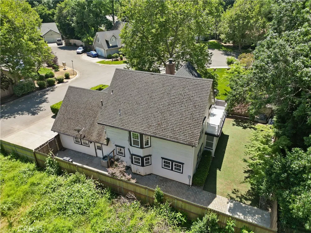821 Victorian Park Chico, CA 95926