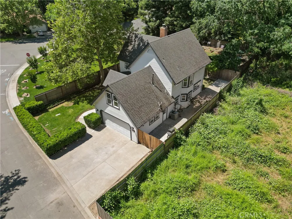 821 Victorian Park Chico, CA 95926