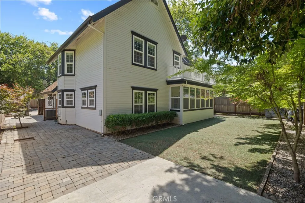 821 Victorian Park Chico, CA 95926