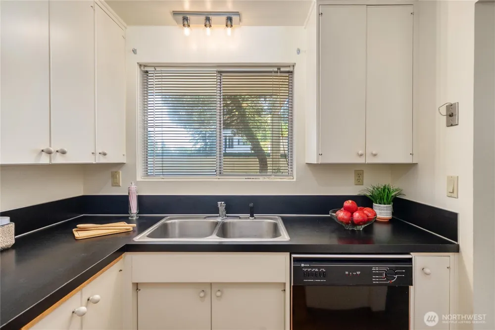 10430 Gravelly Lake Drive SW #44 Lakewood, WA 98499