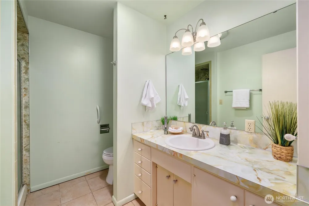 10430 Gravelly Lake Drive SW #44 Lakewood, WA 98499