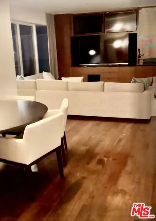 6250 Hollywood Boulevard #14D Los Angeles, CA 90028