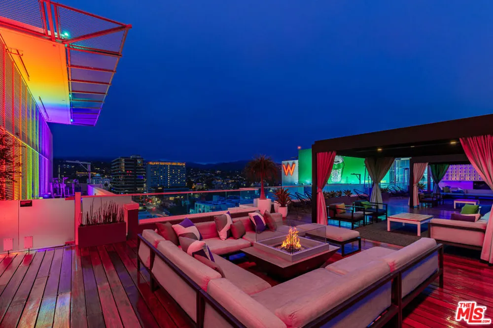 6250 Hollywood Boulevard #14D Los Angeles, CA 90028
