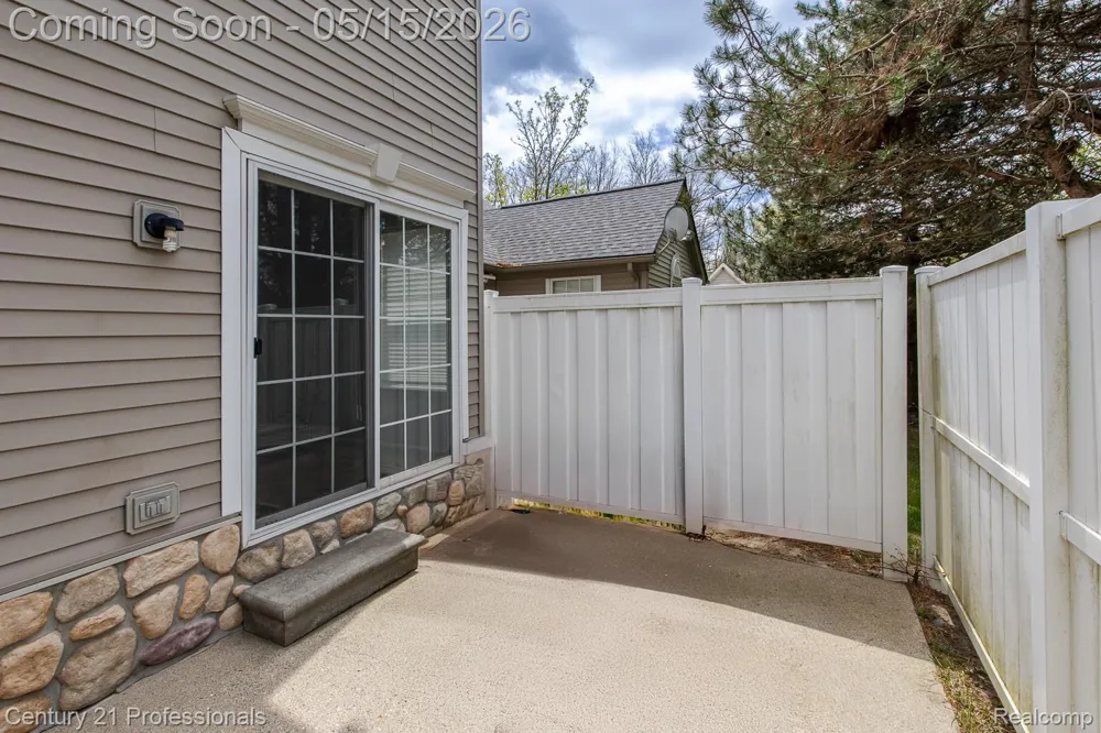 4509 Alexander Pines Drive Independence Charter Township, MI 48346