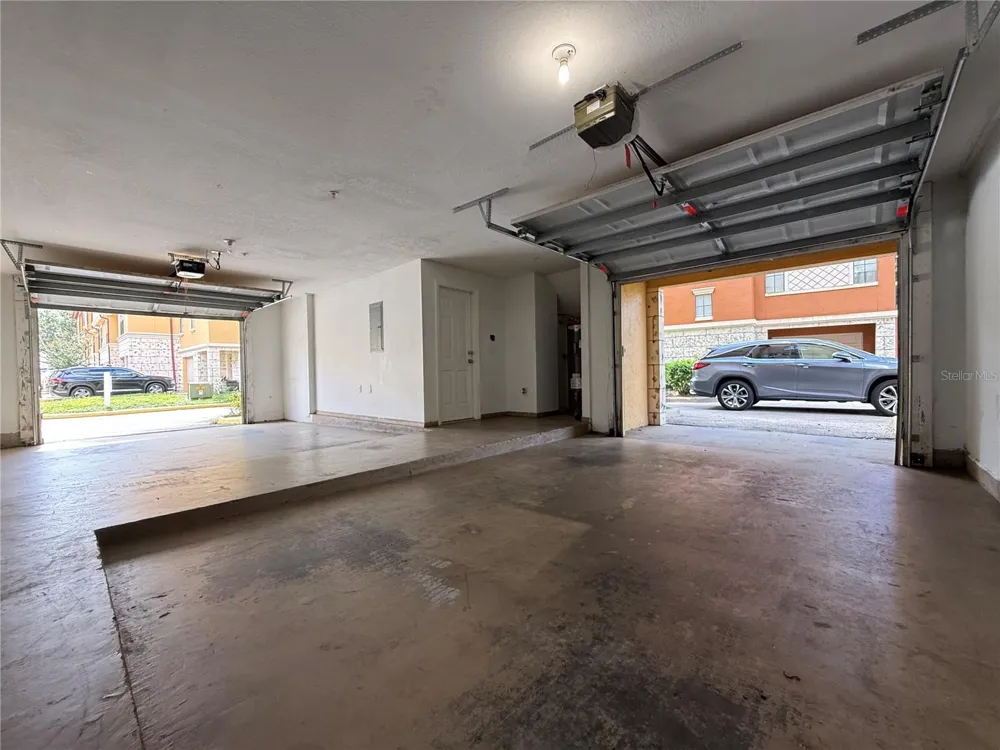 6121 METROWEST BOULEVARD #101 Orlando, FL 32835