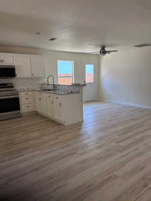 104 S Wall Street Itasca, TX 76055