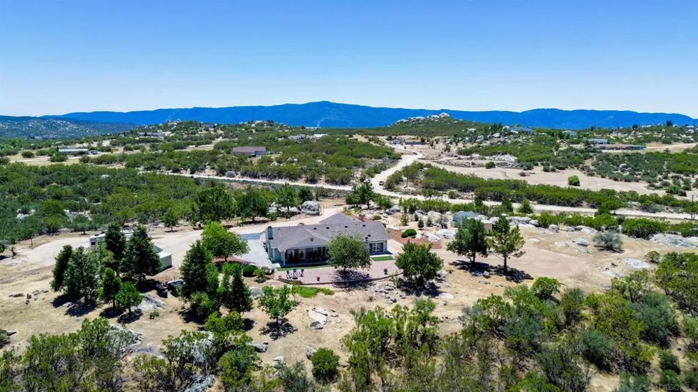 43700 Sunshine Circle Aguanga, CA 92536