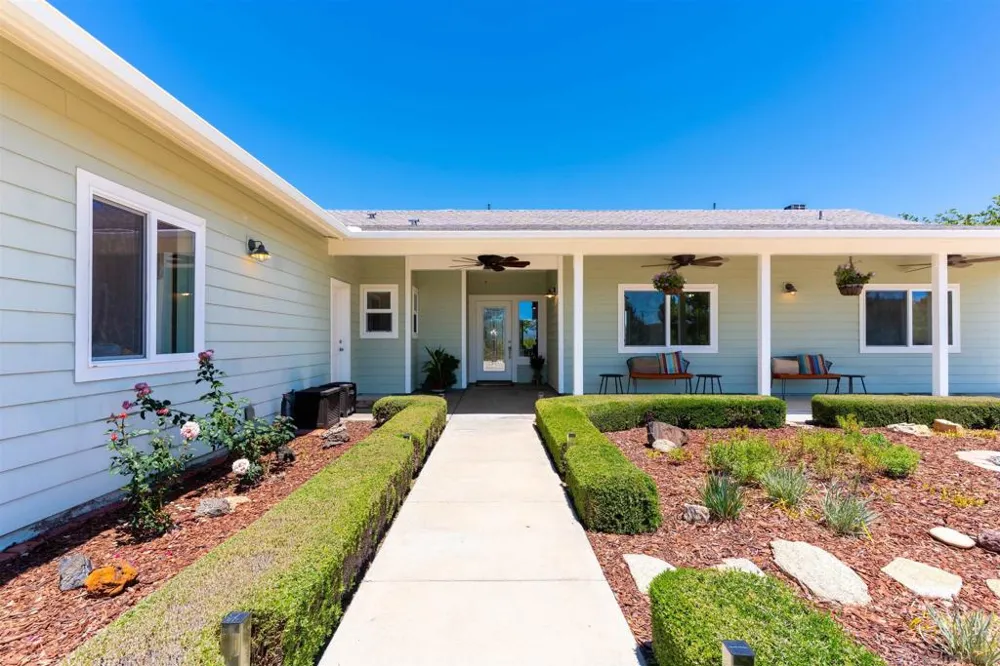 43700 Sunshine Circle Aguanga, CA 92536