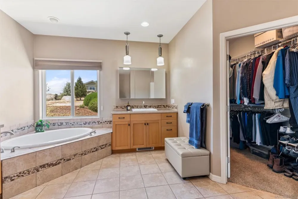 43700 Sunshine Circle Aguanga, CA 92536