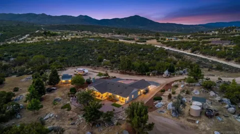 43700 Sunshine Circle