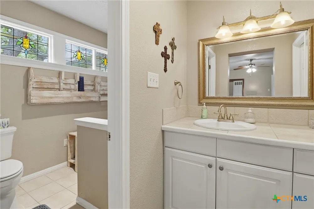 115 Sunset Circle Burnet, TX 78611