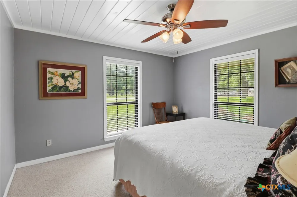 115 Sunset Circle Burnet, TX 78611