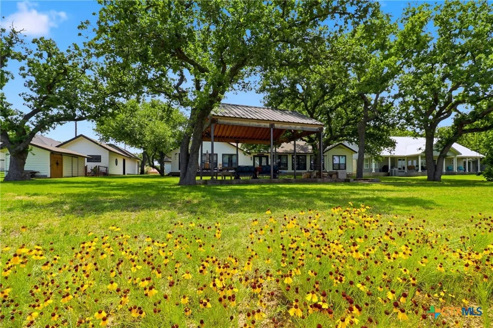 115 Sunset Circle Burnet, TX 78611