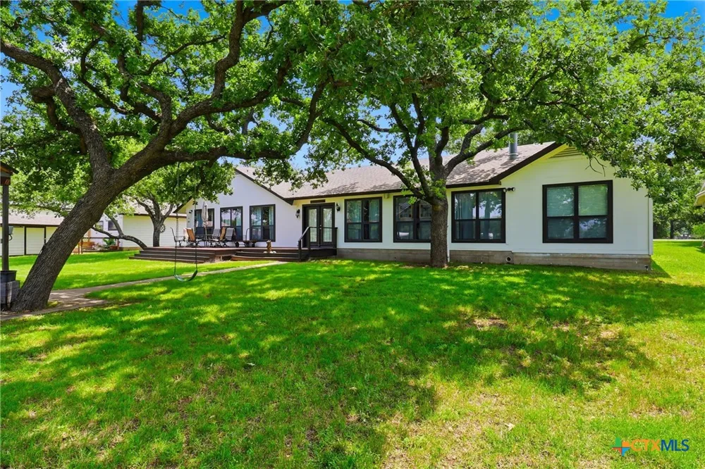 115 Sunset Circle Burnet, TX 78611