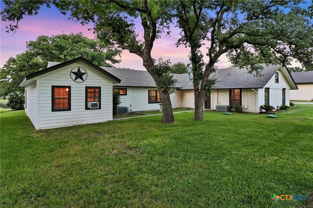 115 Sunset Circle Burnet, TX 78611