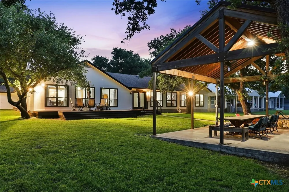 115 Sunset Circle Burnet, TX 78611