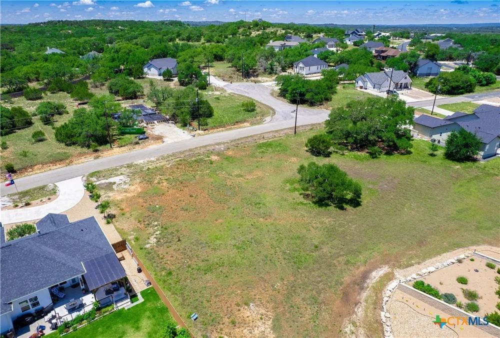 113 Peter Kleid Loop Blanco, TX 78606