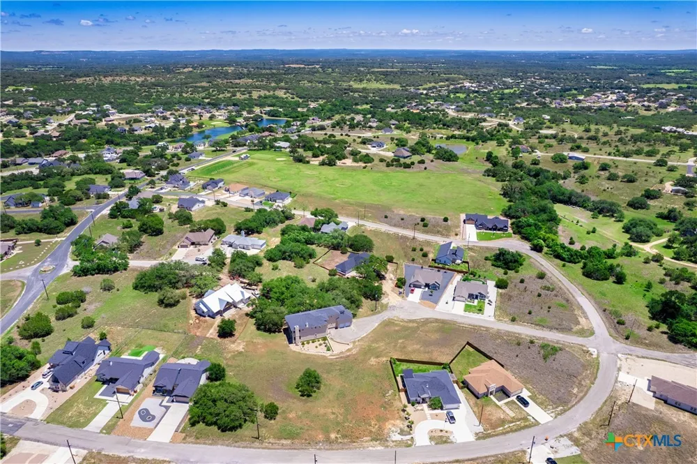 113 Peter Kleid Loop Blanco, TX 78606
