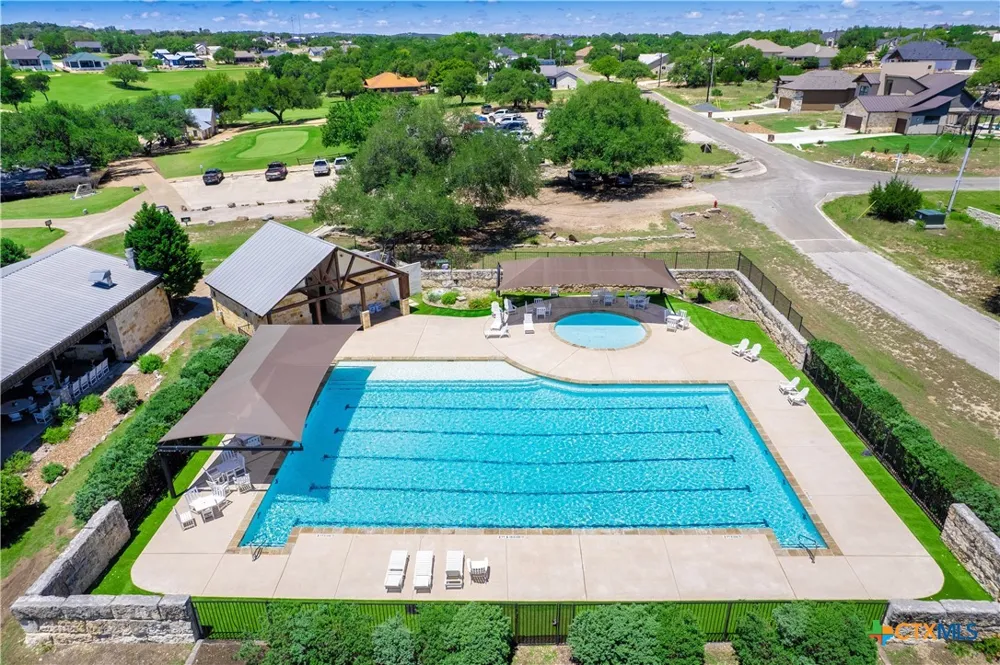 113 Peter Kleid Loop Blanco, TX 78606
