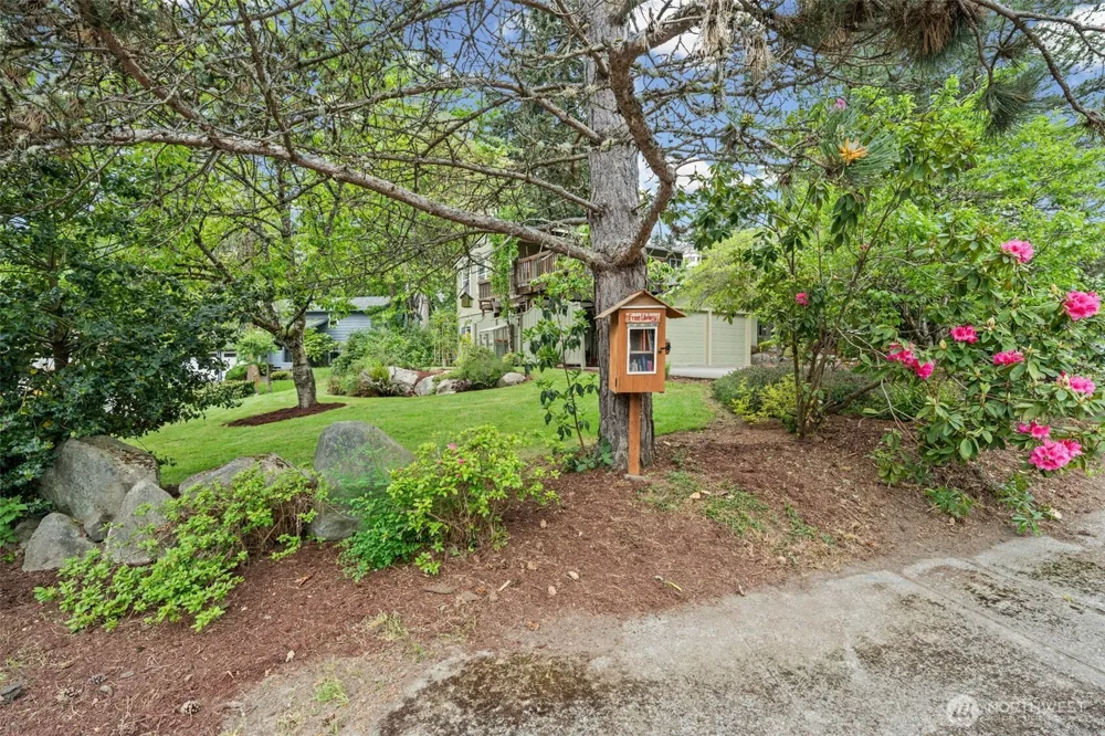 29133 46th Place S Auburn, WA 98001