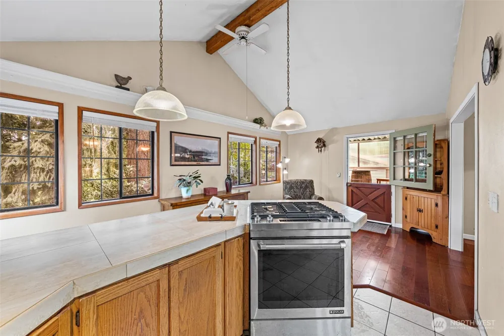 29133 46th Place S Auburn, WA 98001
