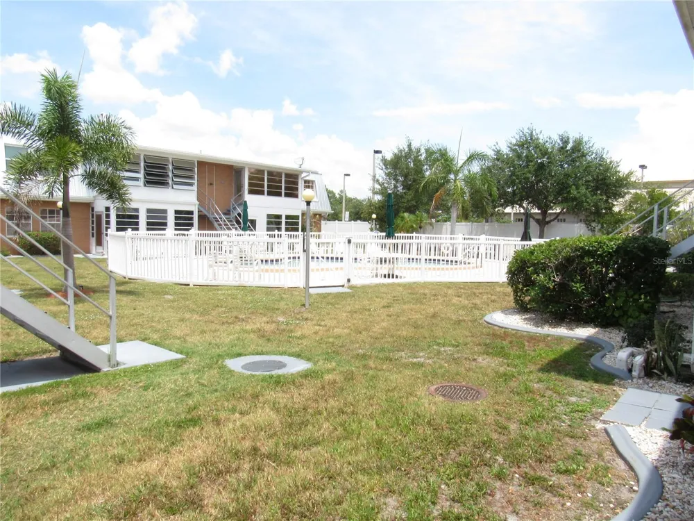 22333 EDGEWATER DRIVE #D-5 Punta Gorda, FL 33980