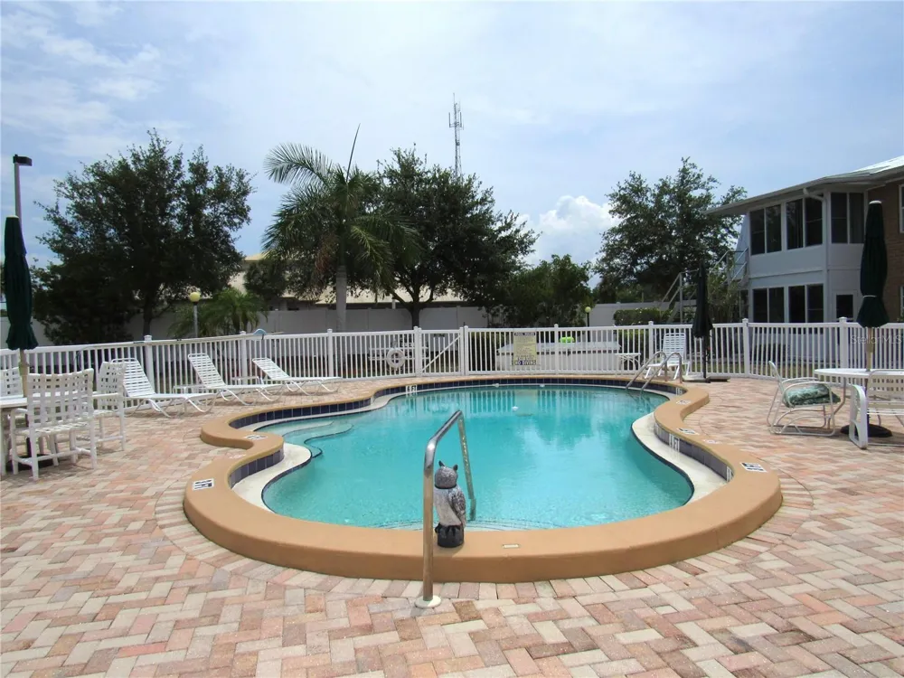 22333 EDGEWATER DRIVE #D-5 Punta Gorda, FL 33980