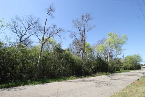 600 Block Brady Street