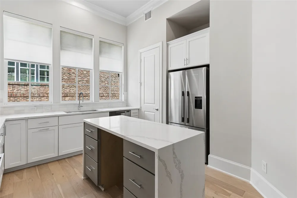 4617 Greenborough Lane Dallas, TX 75219