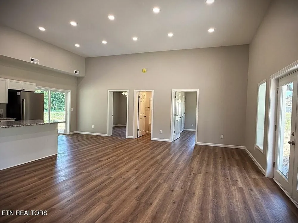 246 Ralph Spivey Lane Gainesboro, TN 38562